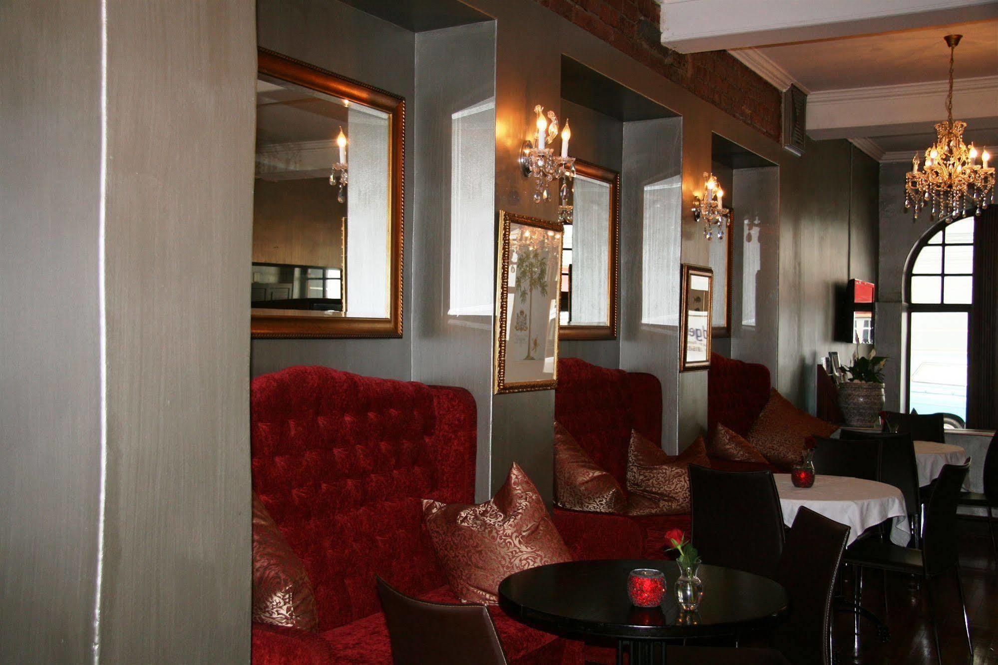 Tudor Hotel เคปทาวน์ ภายนอก รูปภาพ