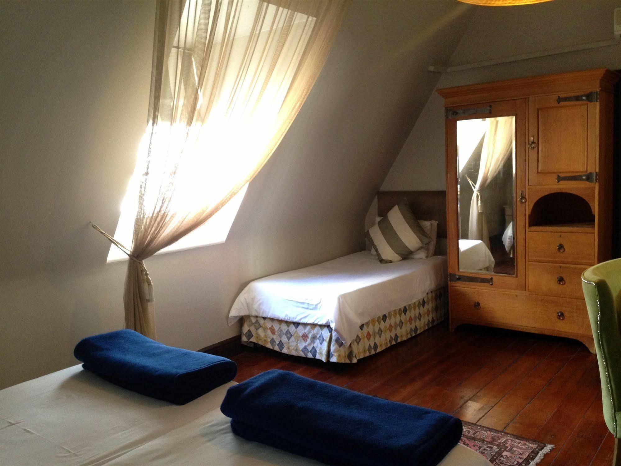 Tudor Hotel เคปทาวน์ ภายนอก รูปภาพ